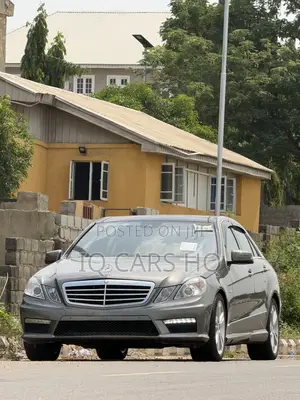 Mercedes-Benz E350 2012 Gold