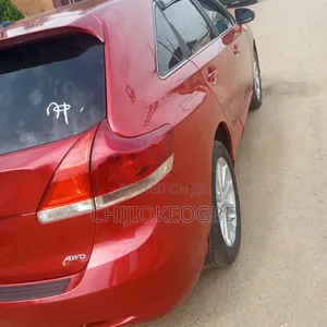 Toyota Venza 2010 Red