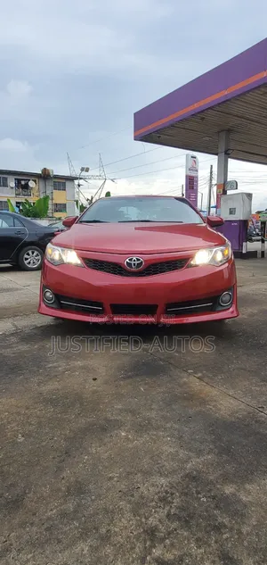 Toyota Camry 2012 Red
