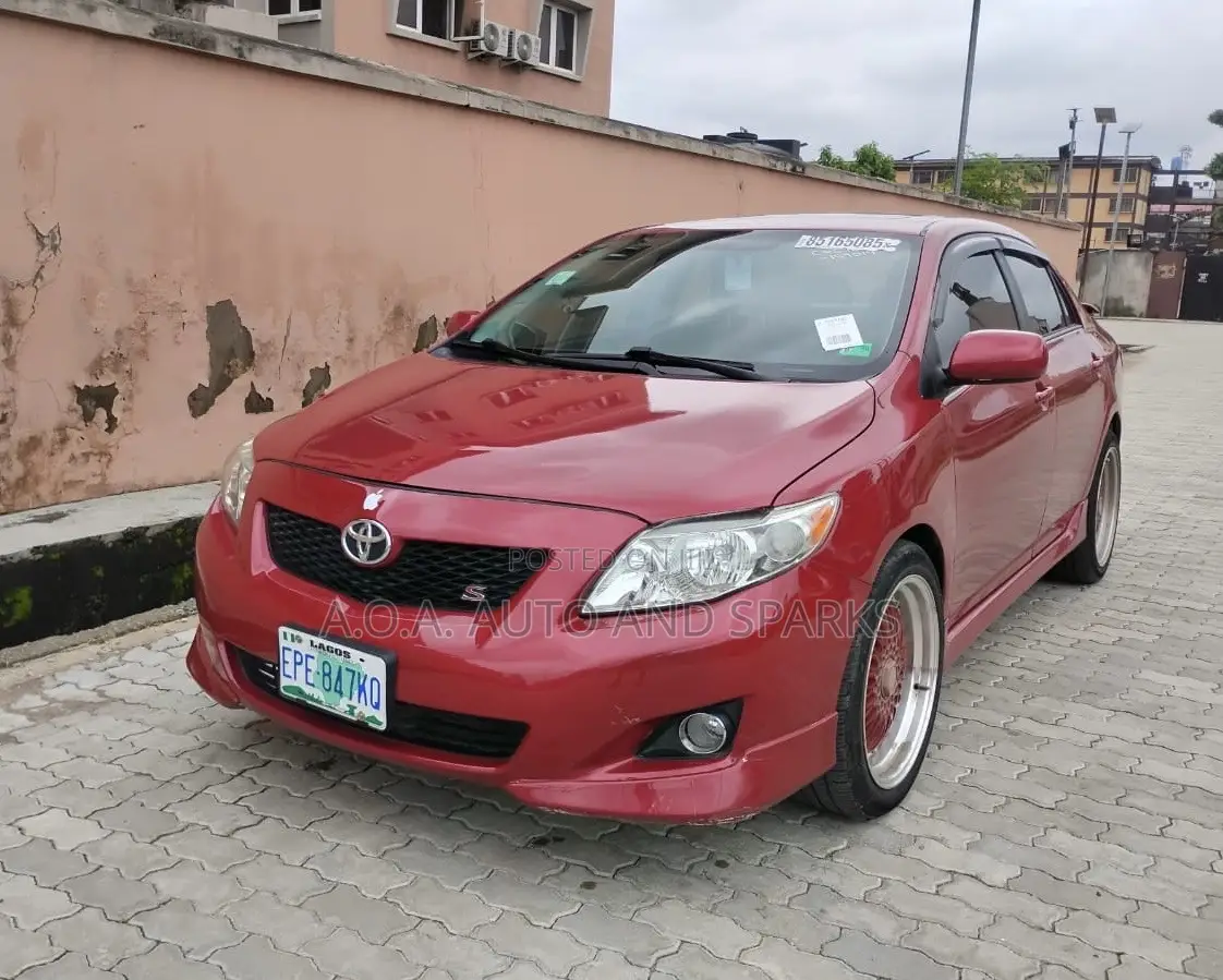 Toyota Corolla 2009 Red