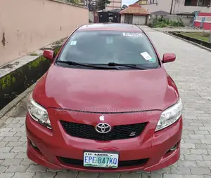 Toyota Corolla 2009 Red