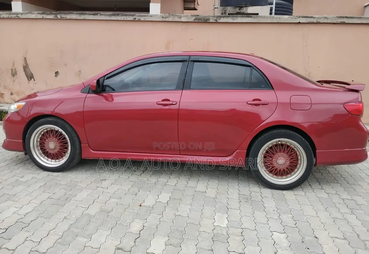 Toyota Corolla 2009 Red