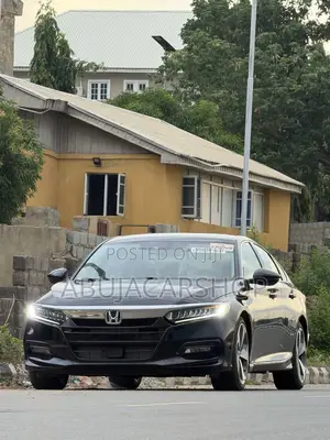 Honda Accord Sport (2.0L 4cyl Turbo 6M) 2019 Black