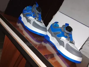 Quality Sneakers With Out Lace