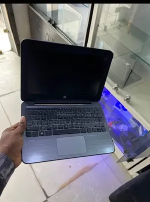 Laptop HP Stream 11 4GB Intel SSD 128GB