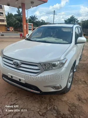 Toyota Highlander 2011 White