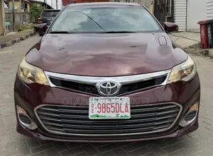 Toyota Avalon XLE Premium 4dr Sedan (3.5L 6cyl 6A) 2014 Off white