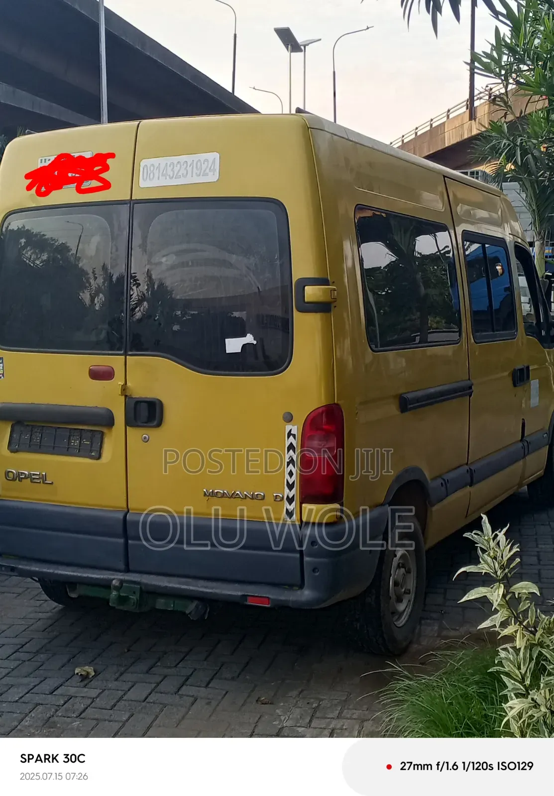 Opel Vivaro 2009 Yellow
