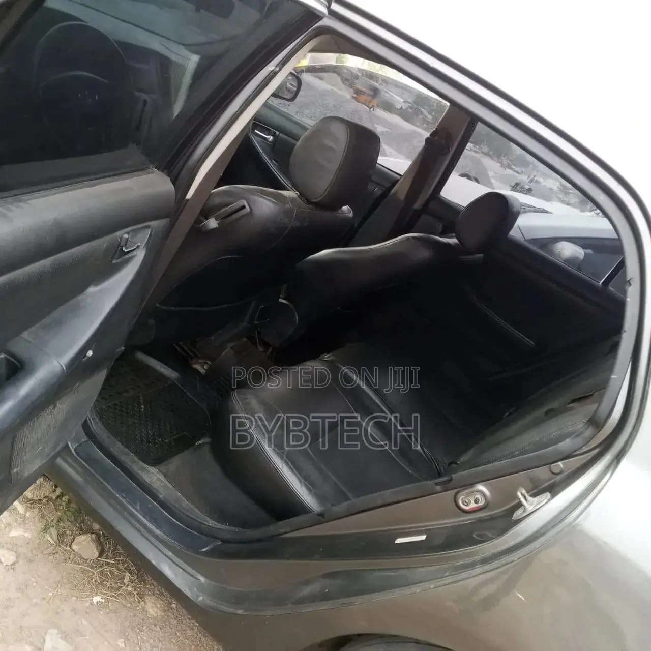 Toyota Corolla 2005 Gray
