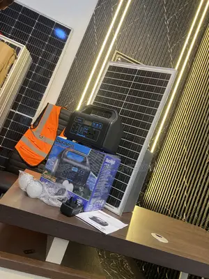 Duravolt Rechargeable Power Station With Solar Charging