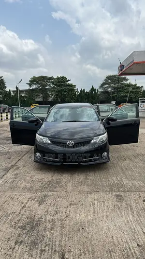 Toyota Camry 2012 Black