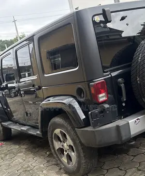 Jeep Wrangler Sahara 2013 Black