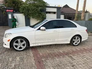Mercedes-Benz C300 2011 White