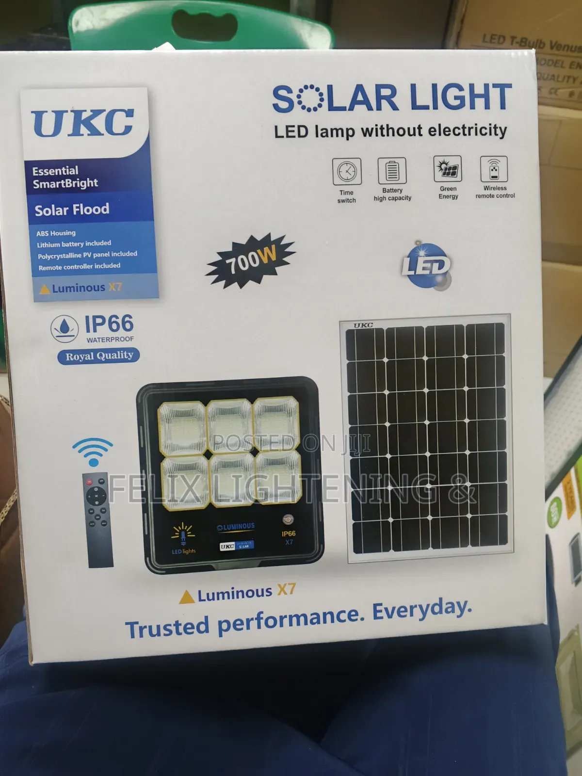 Warm White Solar Flood Light
