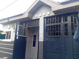 One-Bedroom Bungalow Flat to Let