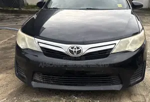 Toyota Camry LE 4dr Sedan (2.5L 4cyl 6A) 2012 Black
