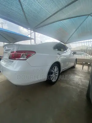 Lexus ES 2013 White