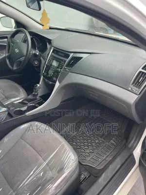 Hyundai Sonata GLS Sedan FWD (2.4L 4cyl 6A) 2013 White