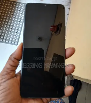 Infinix Hot 10 Play 32 GB Blue