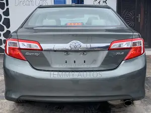 Toyota Camry XLE 4dr Sedan (2.5L 4cyl 6A) 2012 Green