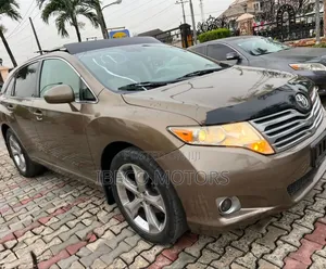 Toyota Venza V6 AWD 2012 Gray