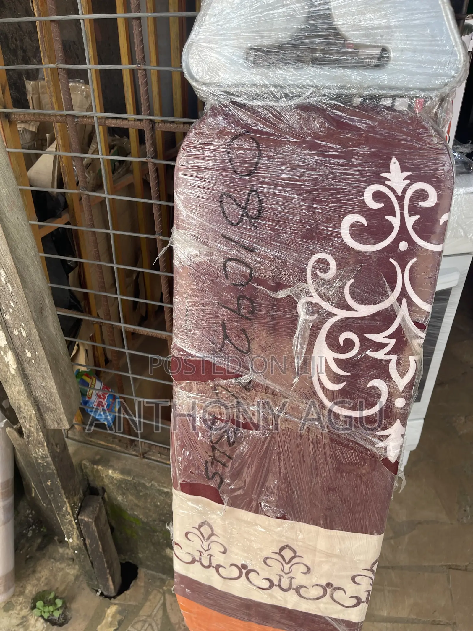 Pressing Iron Stand