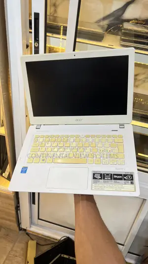 Laptop Acer Aspire V13 8GB Intel Core i5 HDD 500GB