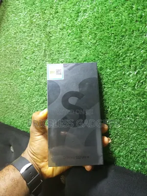 New Samsung Galaxy S22 Ultra 512 GB Green