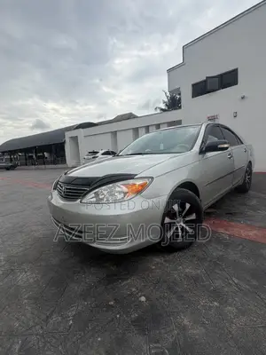 Toyota Camry 2004 Silver