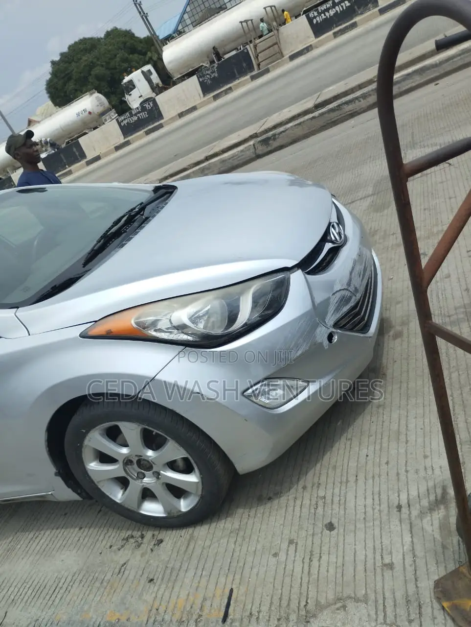 Hyundai Elantra 2012 Silver