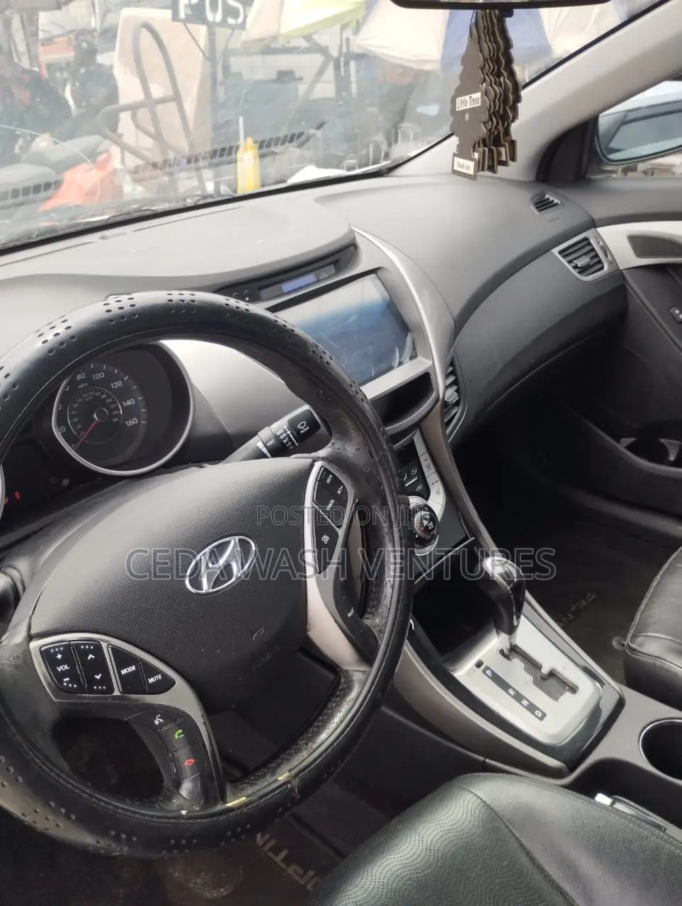 Hyundai Elantra 2012 Silver