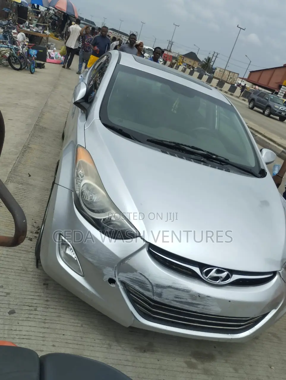 Hyundai Elantra 2012 Silver