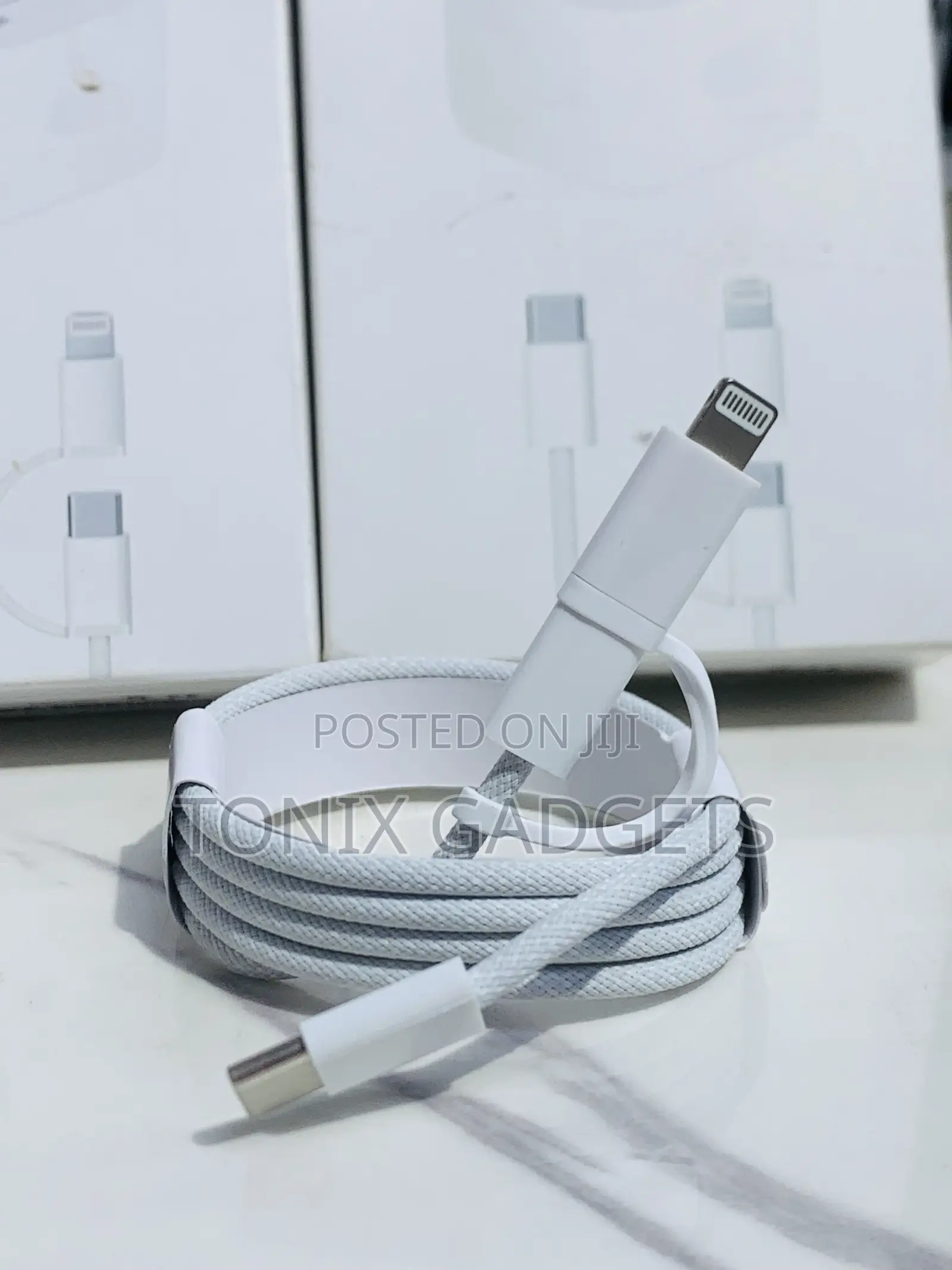 Apple 35w Usb-C Power Adapter With 2-in-1