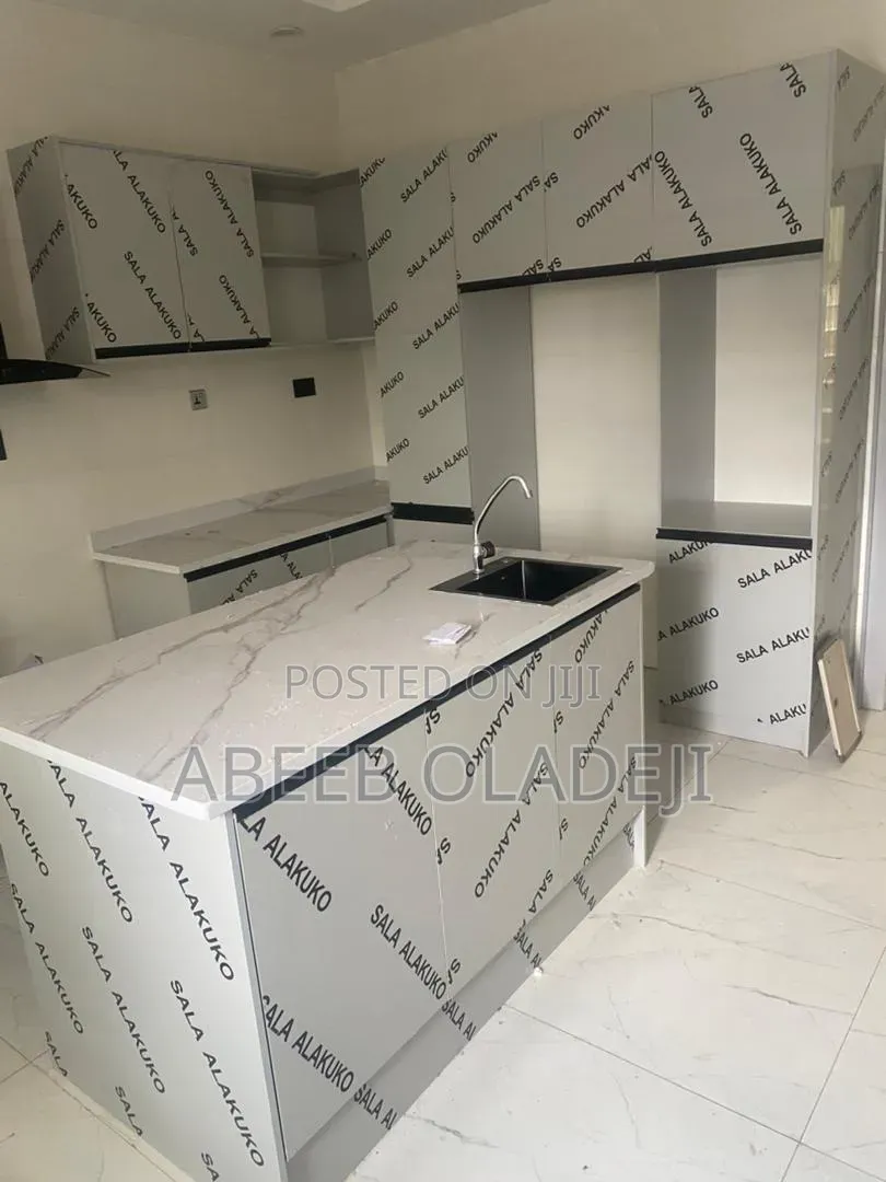 Kitchen Cabinet