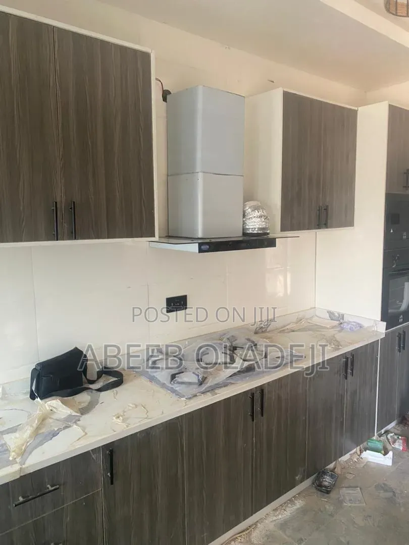 Kitchen Cabinet