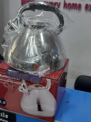 Golden Ruler Whistling Kettle