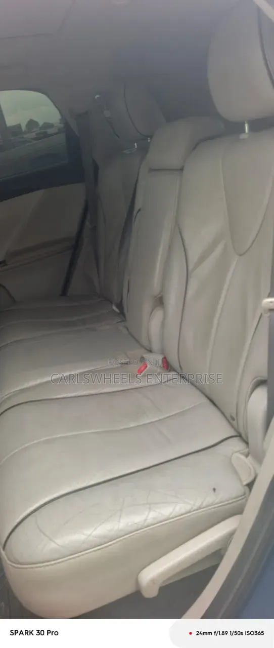 Toyota Venza 2011 Blue