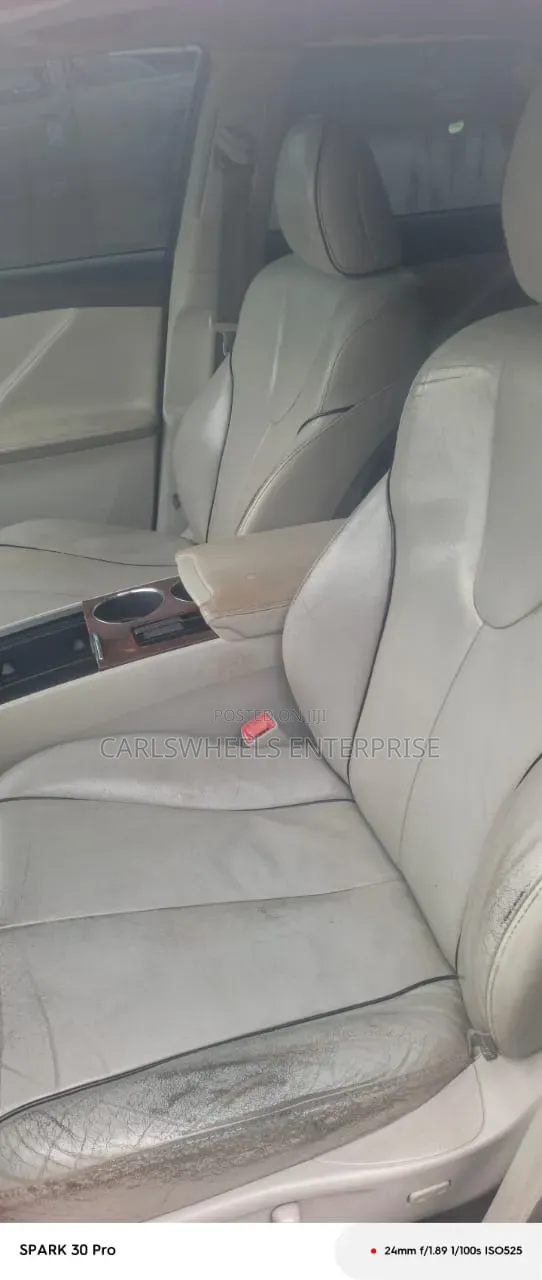 Toyota Venza 2011 Blue