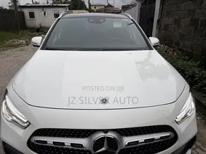 Mercedes-Benz CLA-Class CLA 250 4MATIC Sedan 2021 White