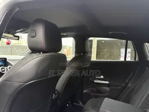 Mercedes-Benz GLA 250 2021 White
