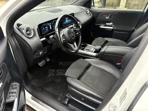 Mercedes-Benz GLA 250 2021 White