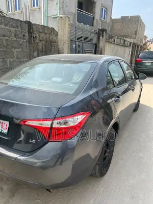 Toyota Corolla 2016 Gray