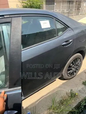 Toyota Corolla 2016 Gray
