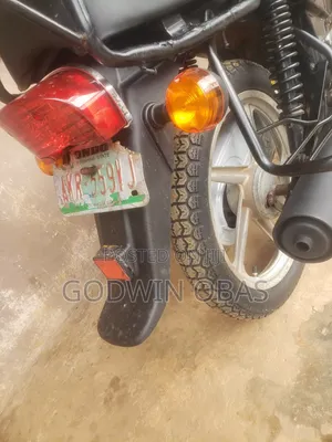 TVS HLX 125 2023 Black
