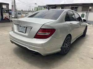 Mercedes-Benz C300 2008 Silver