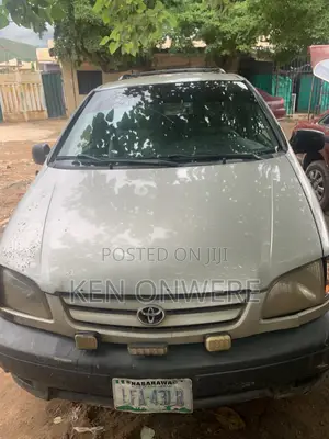 Toyota Sienna LE 2003 Gray