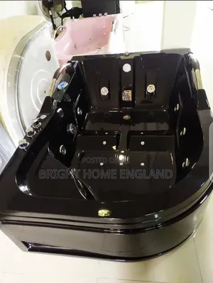 Master's Double Black Jacuzzi