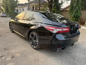 Toyota Camry 2018 Black