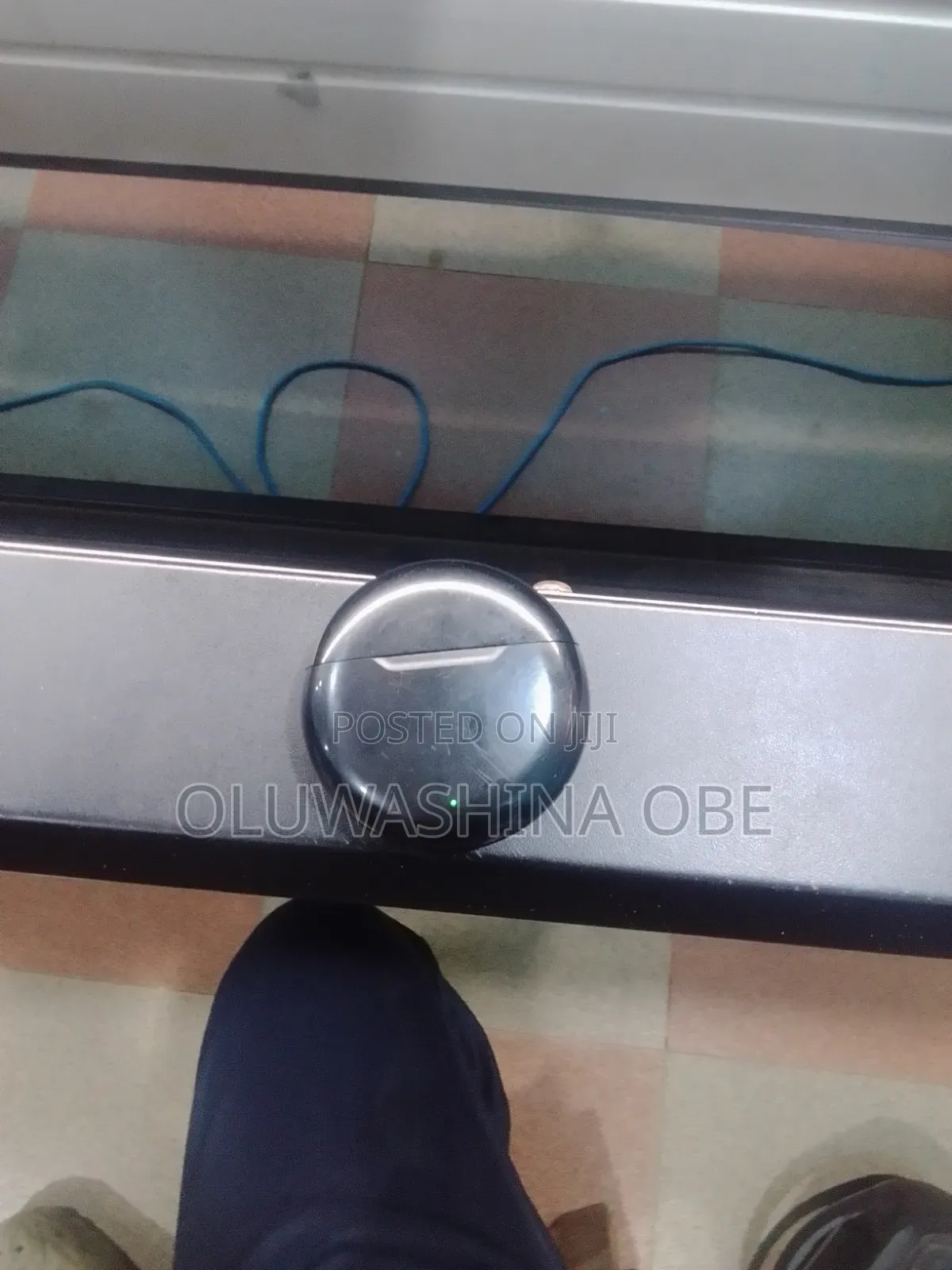 TWS Earpod