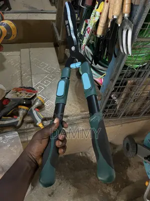 McGregor Telescopic Hand Hedge Shears.